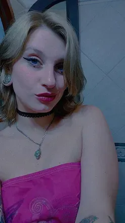 OnlyFans cuenta helga.98 header 2