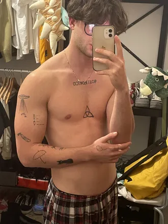 OnlyFans account  leo_orsettino header 2