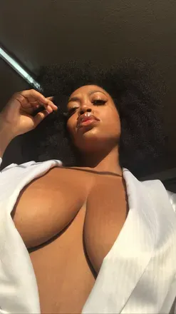 OnlyFans cuenta minakos avatar 1