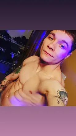 OnlyFans of whitenativeman