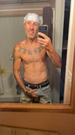 OnlyFans cuenta twohandsrequired avatar 1