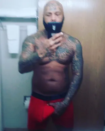 OnlyFans cuenta kingticc55 header 2