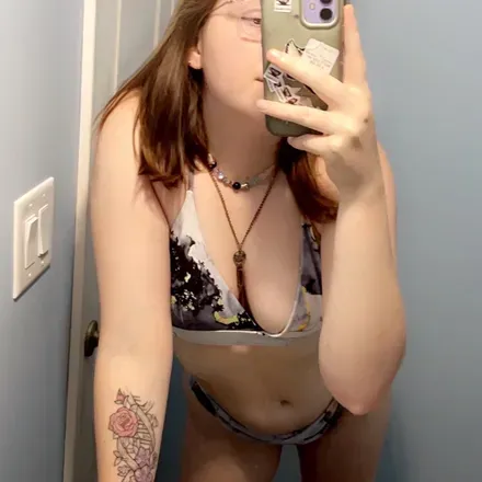 OnlyFans cuenta lotus_teasers header 2
