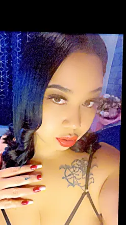 OnlyFans cuenta jessybanks2210 header 2