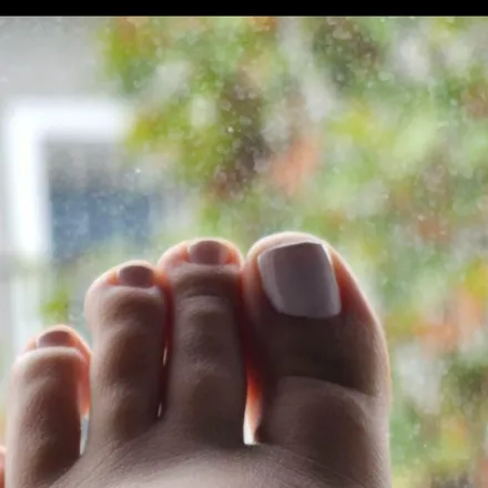 OnlyFans account  beautyfeetlover25 header 2