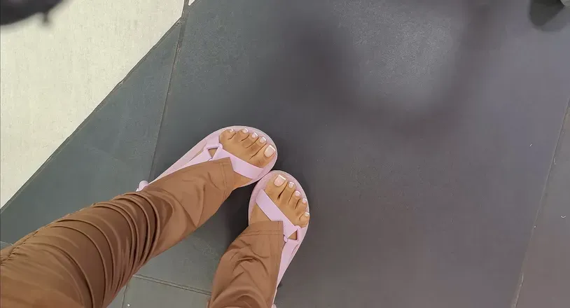 OnlyFans cuenta thutosfeet header 2