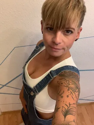 OnlyFans account  pocketrocket2000 avatar 1