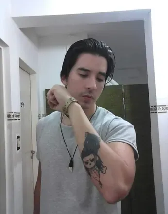 OnlyFans cuenta alexanderfox avatar 1