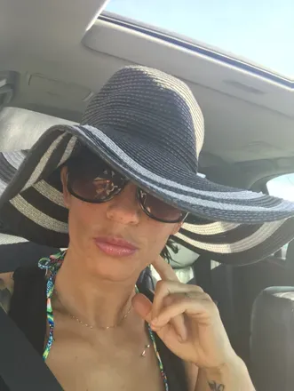 OnlyFans cuenta coco0104 avatar 1