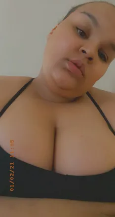 OnlyFans cuenta ceeceesothicc header 2
