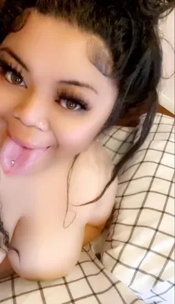 OnlyFans cuenta meowshesaid avatar 1
