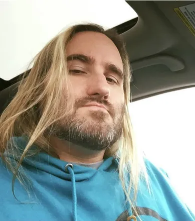 OnlyFans cuenta beardedandtattooeddad header 2
