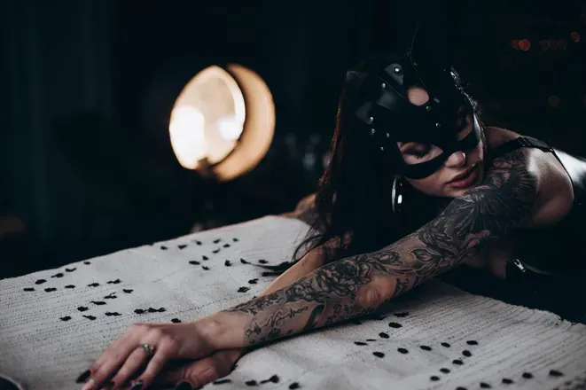 OnlyFans cuenta alina-doll header 2
