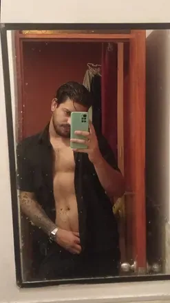 OnlyFans account  drakethorne avatar 1