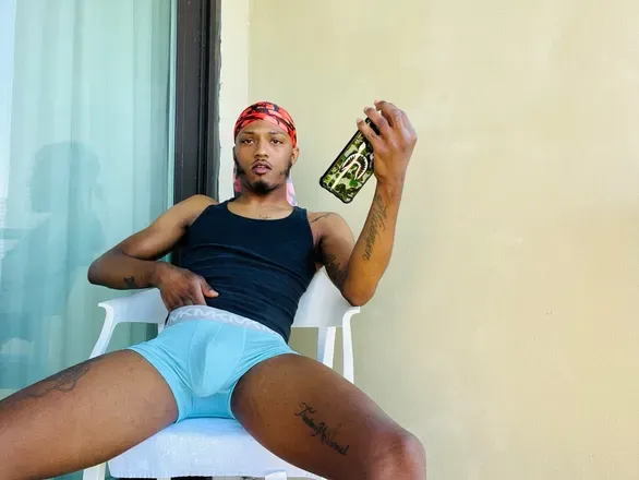 OnlyFans cuenta gutbangapoppers avatar 1
