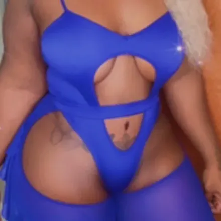 OnlyFans cuenta karmenbanks avatar 1