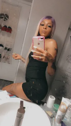 OnlyFans cuenta only4ule header 2