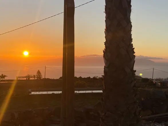 OnlyFans cuenta kevindel98 header 2