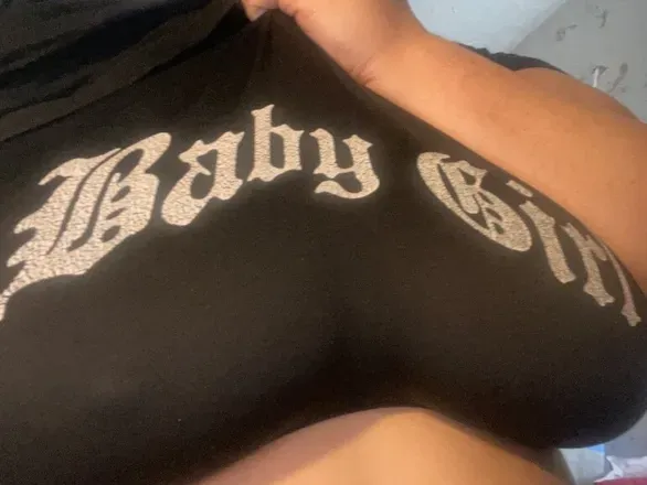OnlyFans cuenta crownedinchaos header 2