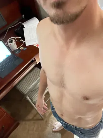 OnlyFans account  hugerection avatar 1