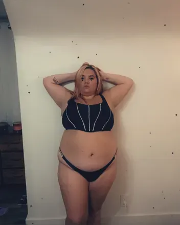 OnlyFans account  toxiccherry avatar 1