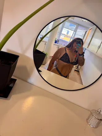 OnlyFans cuenta lovelymica avatar 1