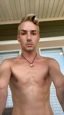 OnlyFans cuenta bendoverbeckham avatar 1