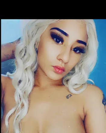 OnlyFans account  pieceslov3 avatar 1