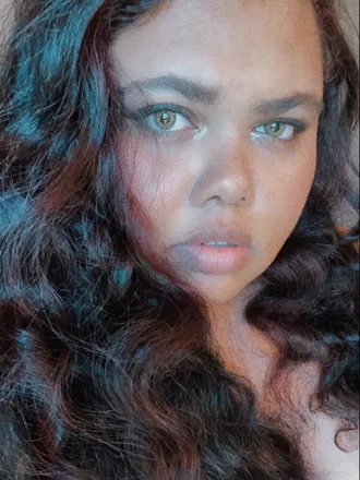 OnlyFans cuenta curvycaramelqueen avatar 1