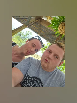 OnlyFans cuenta johnlaw90981731 header 2