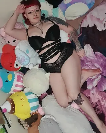 OnlyFans account  punkkitty2000 header 2