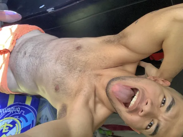 OnlyFans cuenta louisvasquez23 header 2