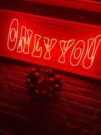 OnlyFans cuenta sky2tonetv header 2