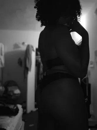 OnlyFans cuenta kiacouture header 2