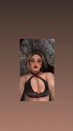 OnlyFans cuenta hennylovebaby header 2