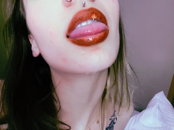 OnlyFans cuenta ann_ophelia header 2