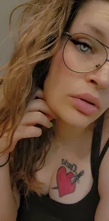 OnlyFans cuenta queen.bee420 avatar 1