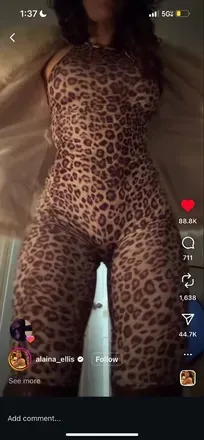 OnlyFans cuenta earthtokarma avatar 1