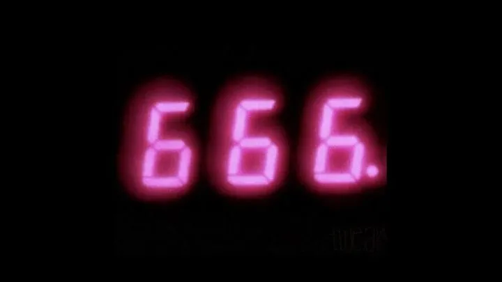 OnlyFans cuenta xxwitchbxtch669xx header 2