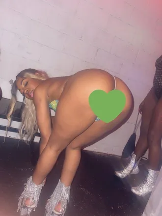 OnlyFans cuenta reignsummerx header 2