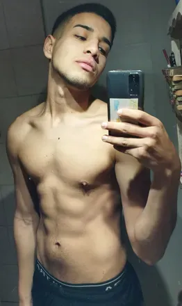 OnlyFans cuenta aaronvigoxxx avatar 1
