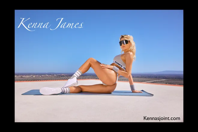 OnlyFans cuenta kennajames header 2