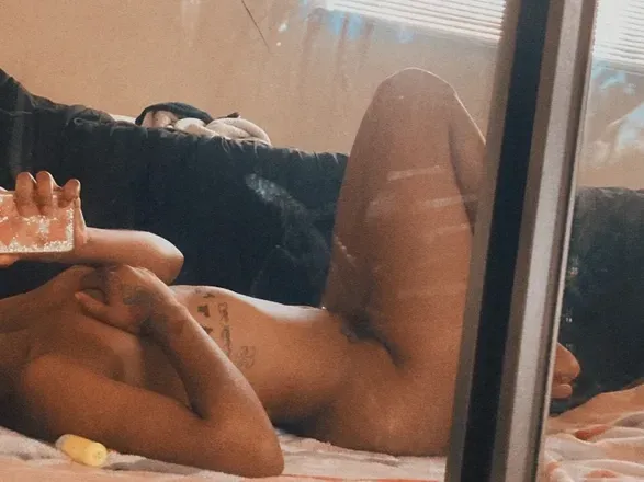 OnlyFans cuenta adoreeninii header 2