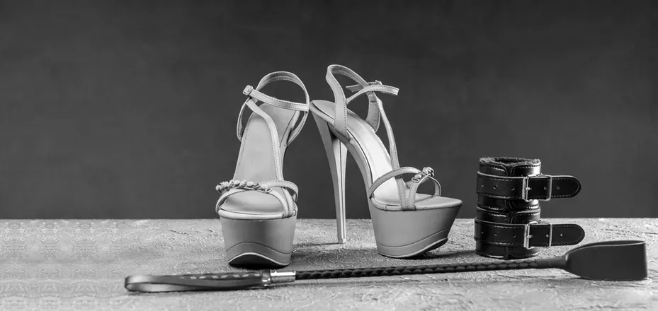 OnlyFans cuenta submissiveclub header 2