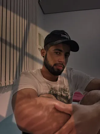 OnlyFans cuenta lucas112 header 2