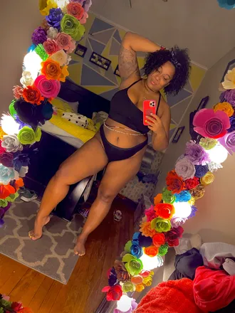 OnlyFans cuenta beautifully_tatted header 2