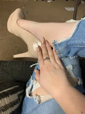OnlyFans cuenta thicthighs420 avatar 1