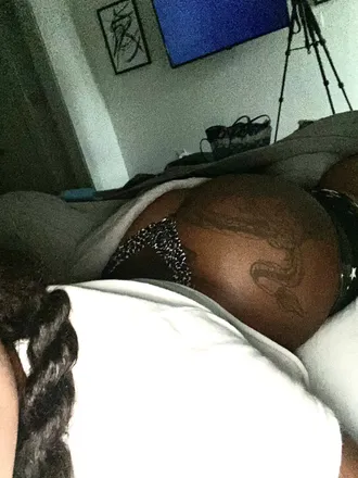 OnlyFans cuenta iamdatbihh header 2