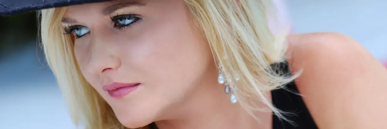 OnlyFans cuenta summertime2023 header 2