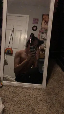 OnlyFans account  u27379423 header 2